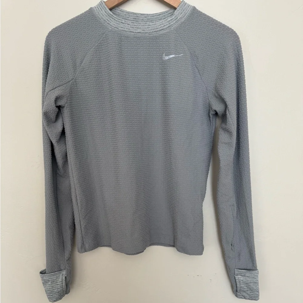 Nike Therma Sphere Long‎ Sleeve Top Size XS Performance Activewear Gray
